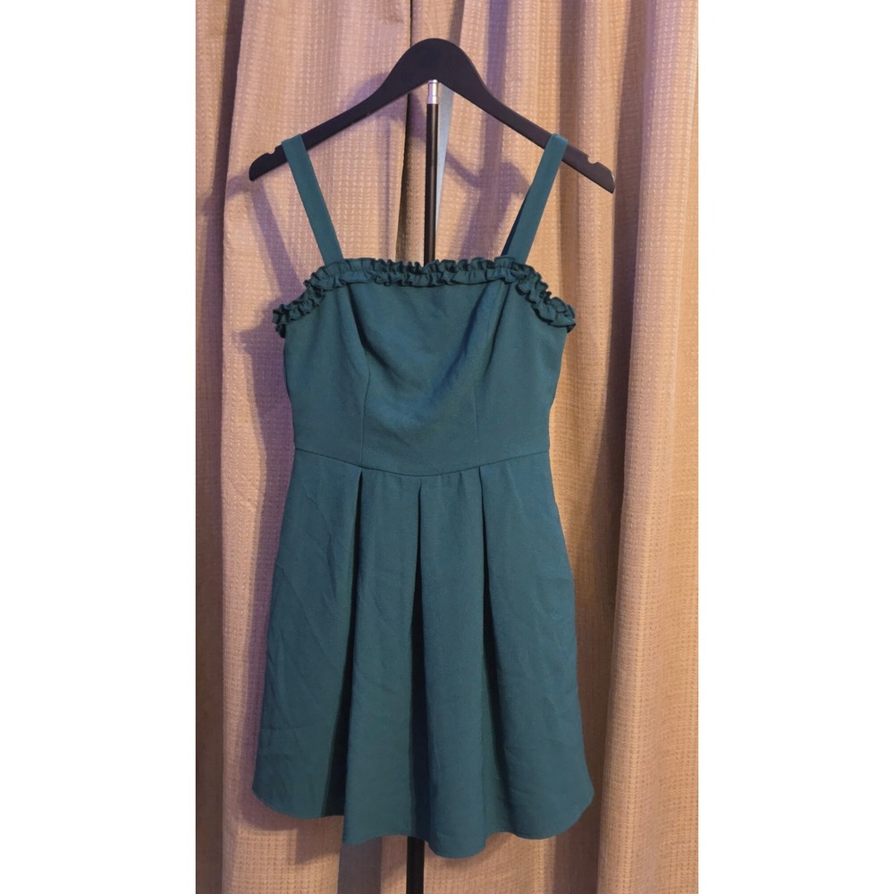NWT Speechless Fit & Flare Ruffled Neckline Mini Dress Women's Size Small Green